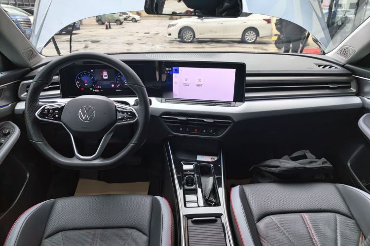 Used Volkswagen Lamando 2022 Lavida L 280TSI DSG Cool & Spicy Edition Center Console