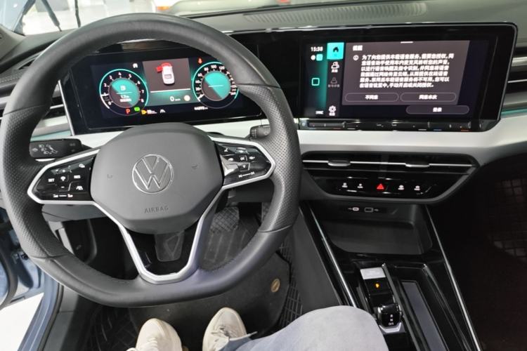 Used Volkswagen Lamando 2022 Lavida L 280TSI DSG Cool & Spicy Edition Center Console