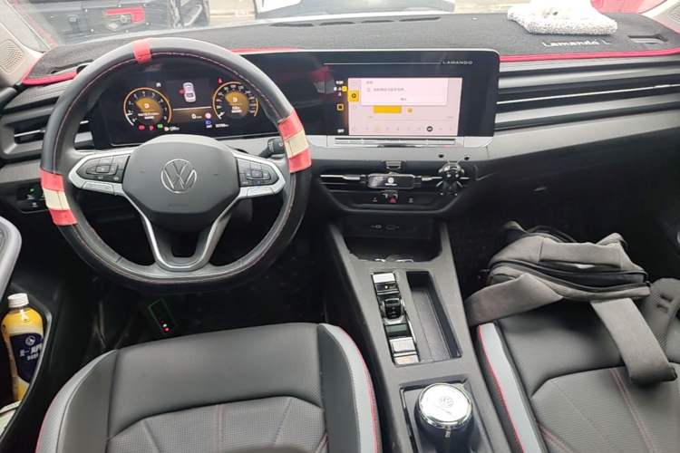 Used Volkswagen Lamando 2022 Lingdu L 280TSI DSG Spicy Edition Center Console