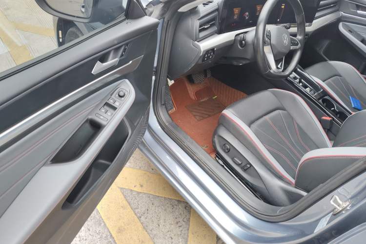 Used Volkswagen Lamando 2022 Lingdu L 280TSI DSG Spicy Edition Driver Seat