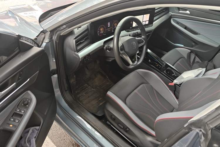 Used Volkswagen Lamando 2022 Lingdu L 280TSI DSG Spicy Edition Driver Seat
