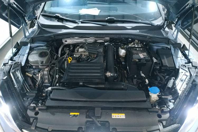 Used Volkswagen Lamando 2022 Lavida L 280TSI DSG Cool & Spicy Edition Engine Bay