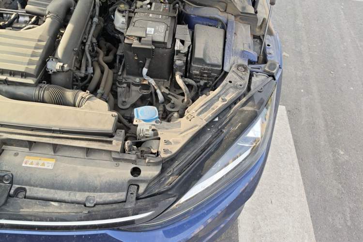 Used Volkswagen Lamando 2022 Lavida L 280TSI DSG Cool & Spicy Edition Engine Bay Left