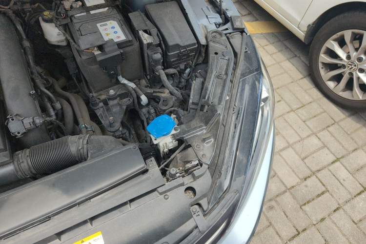 Used Volkswagen Lamando 2022 Lavida L 280TSI DSG Cool & Spicy Edition Engine Bay Left