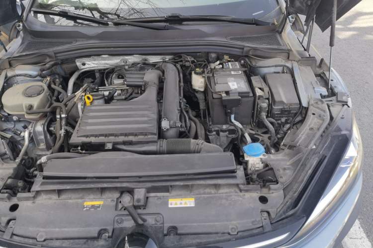 Used Volkswagen Lamando 2022 Lavida L 280TSI DSG Cool & Spicy Edition Engine Bay Left