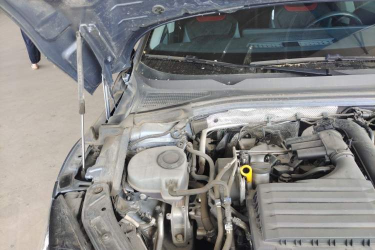 Used Volkswagen Lamando 2022 Lavida L 280TSI DSG Hot Edition Engine Bay Right