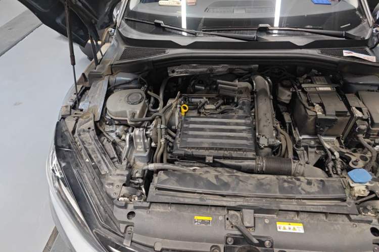 Used Volkswagen Lamando 2022 Lavida L 280TSI DSG Cool & Spicy Edition Engine Bay Right