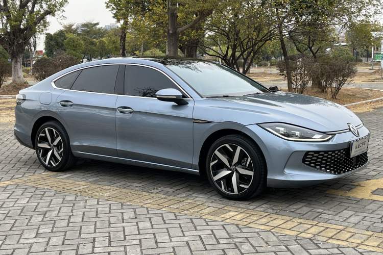 Used Volkswagen Lamando 2022 Lavida L 280TSI DSG Cool & Spicy Edition Exterior 2