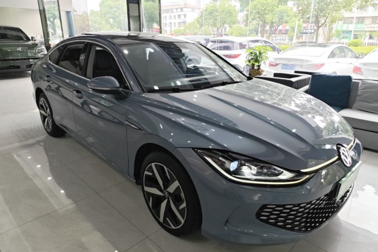 Used Volkswagen Lamando 2022 Lavida L 280TSI DSG Cool & Spicy Edition Front Right 45 Deg