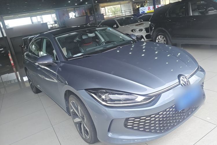 Used Volkswagen Lamando 2022 Lavida L 280TSI DSG Cool & Spicy Edition Front Right 45 Deg