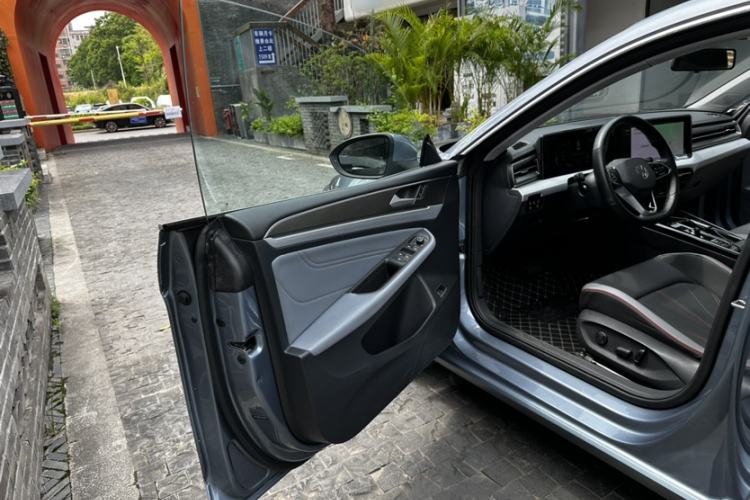 Used Volkswagen Lamando 2022 Lavida L 280TSI DSG Cool & Spicy Edition Interior 5