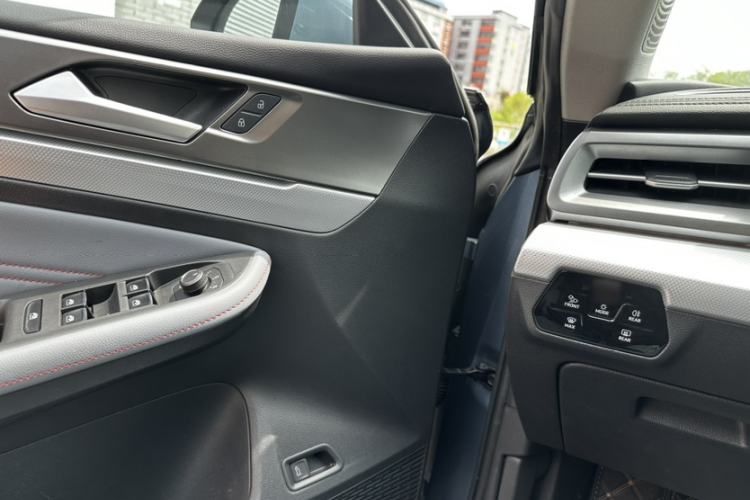 Used Volkswagen Lamando 2022 Lavida L 280TSI DSG Cool & Spicy Edition Interior 8