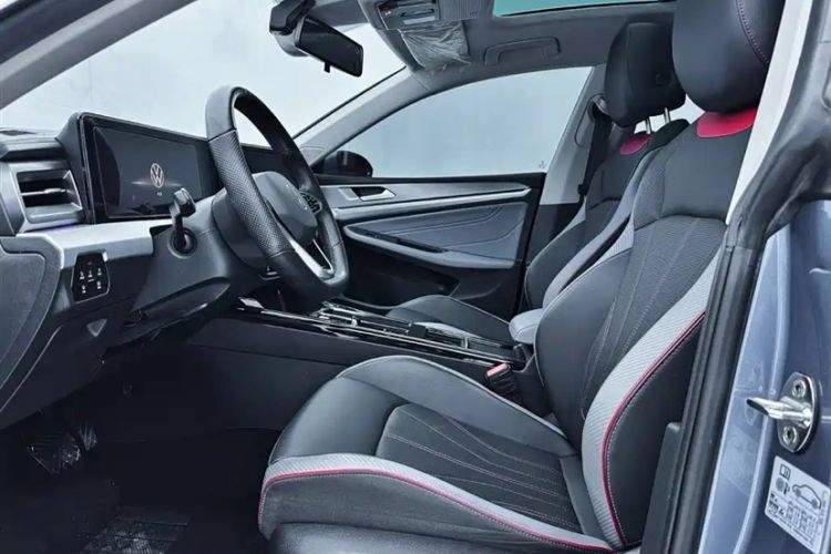 Used Volkswagen Lamando 2022 Lavida L 280TSI DSG Cool & Spicy Edition Interior 9