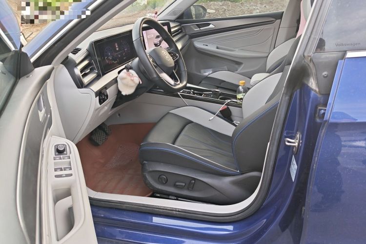 Used Volkswagen Lamando 2022 Lavida L 280TSI DSG Cool & Spicy Edition Left Front Seat
