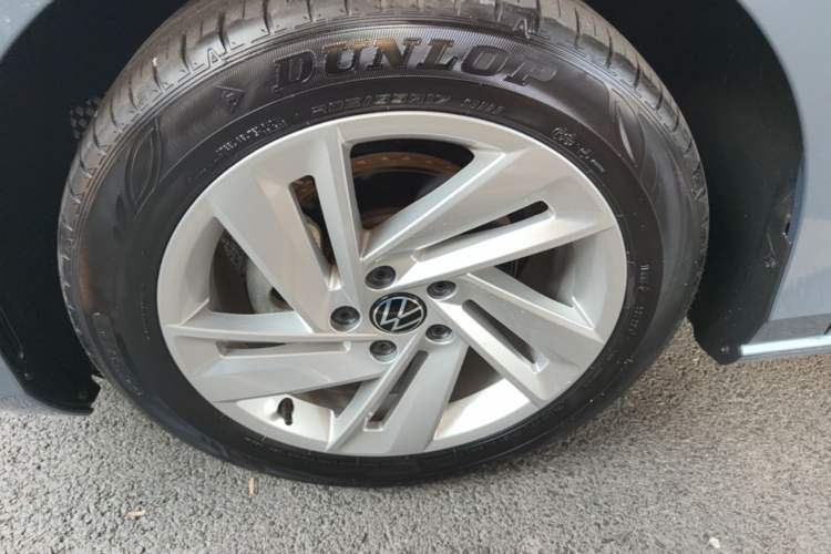 Used Volkswagen Lamando 2022 Lingdu L 280TSI DSG Spicy Edition Left Front Wheel Hub