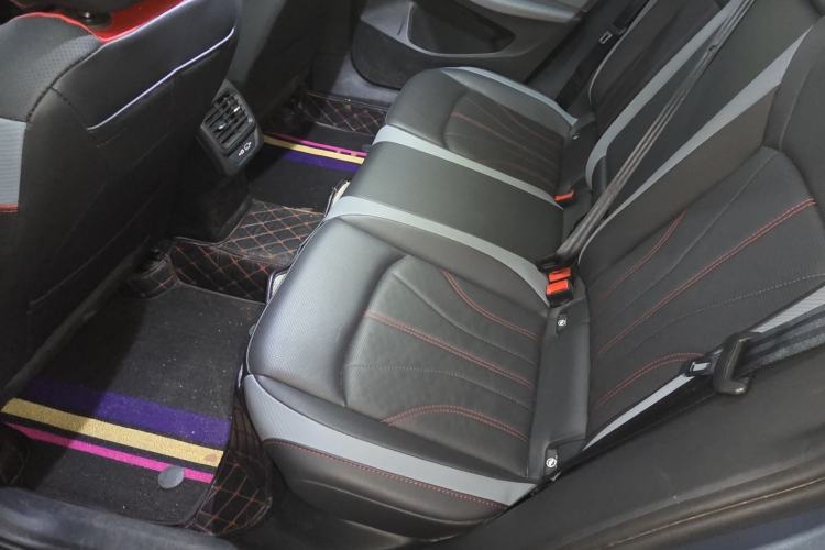 Used Volkswagen Lamando 2022 Lingdu L 280TSI DSG Spicy Edition Left Rear Seat