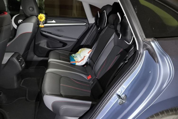 Used Volkswagen Lamando 2022 Lingdu L 280TSI DSG Spicy Edition Left Rear Seat