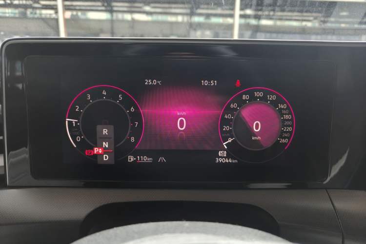 Used Volkswagen Lamando 2022 Lavida L 280TSI DSG Cool & Spicy Edition Odometer Close Up