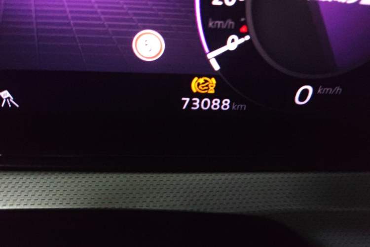 Used Volkswagen Lamando 2022 Lavida L 280TSI DSG Cool & Spicy Edition Odometer Close Up