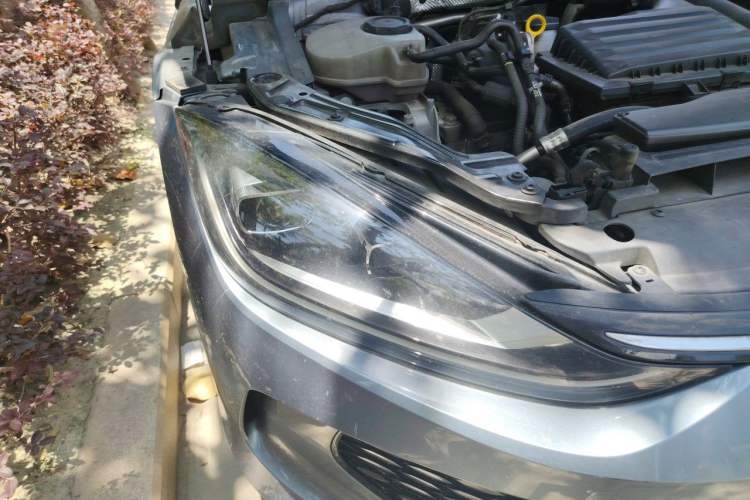 Used Volkswagen Lamando 2022 Lingdu L 280TSI DSG Spicy Edition Right Front Headlight