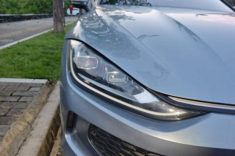 Used Volkswagen Lamando 2022 Lavida L 280TSI DSG Cool & Spicy Edition Right Front Headlight