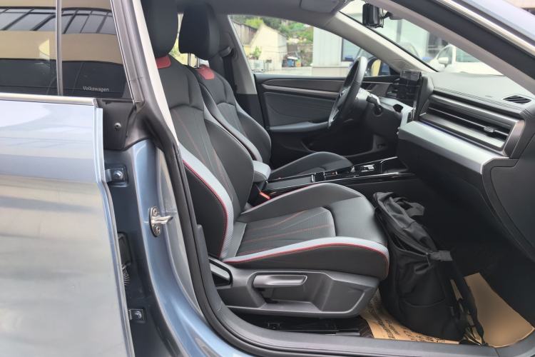 Used Volkswagen Lamando 2022 Lavida L 280TSI DSG Cool & Spicy Edition Right Front Seat