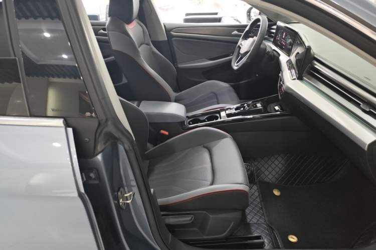 Used Volkswagen Lamando 2022 Lavida L 280TSI DSG Cool & Spicy Edition Right Front Seat