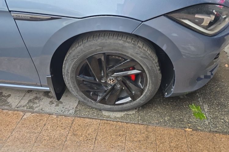Used Volkswagen Lamando 2022 Lingdu L 280TSI DSG Spicy Edition Right Front Wheel Hub