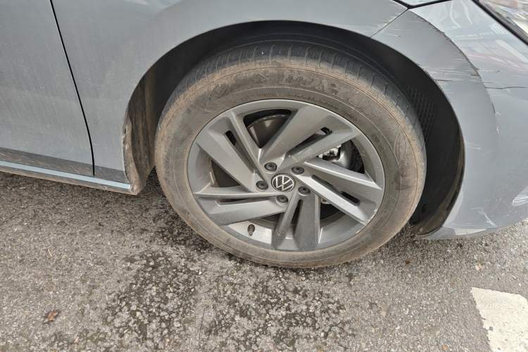 Used Volkswagen Lamando 2022 Lingdu L 280TSI DSG Spicy Edition Right Front Wheel Hub