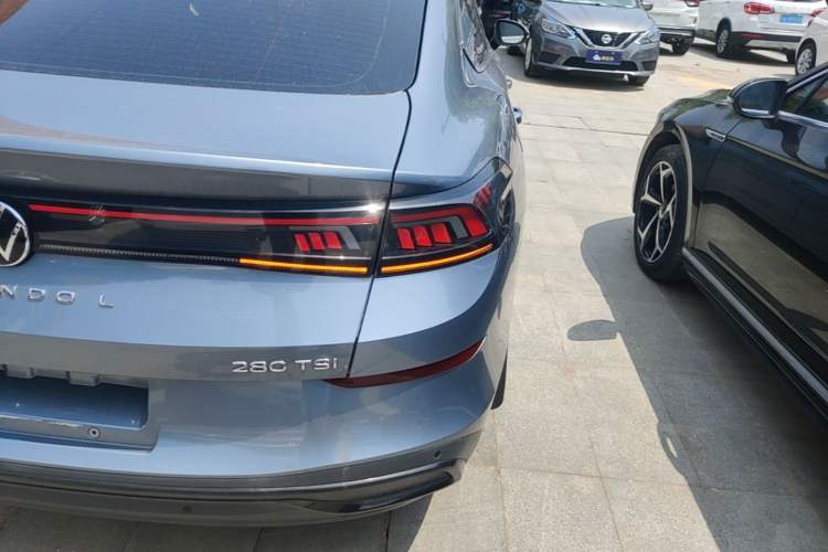 Used Volkswagen Lamando 2022 Lingdu L 280TSI DSG Spicy Edition Right Rear Taillight