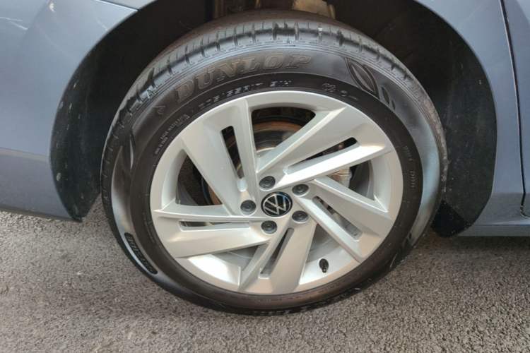Used Volkswagen Lamando 2022 Lingdu L 280TSI DSG Spicy Edition Right Rear Wheel Hub