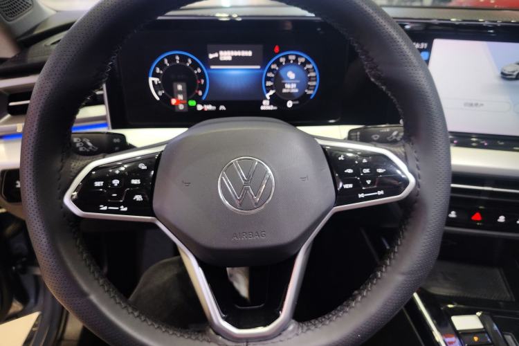 Used Volkswagen Lamando 2022 Lavida L 280TSI DSG Cool & Spicy Edition Steering Wheel