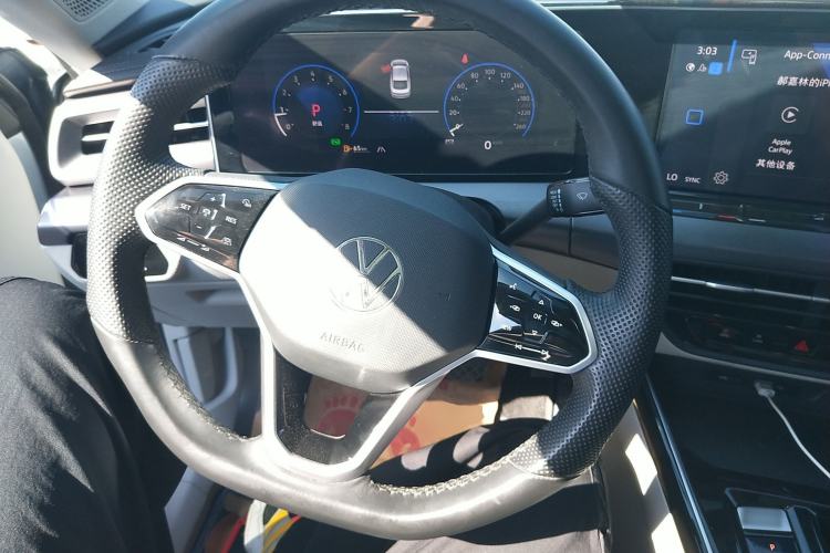 Used Volkswagen Lamando 2022 Lavida L 280TSI DSG Cool & Spicy Edition Steering Wheel
