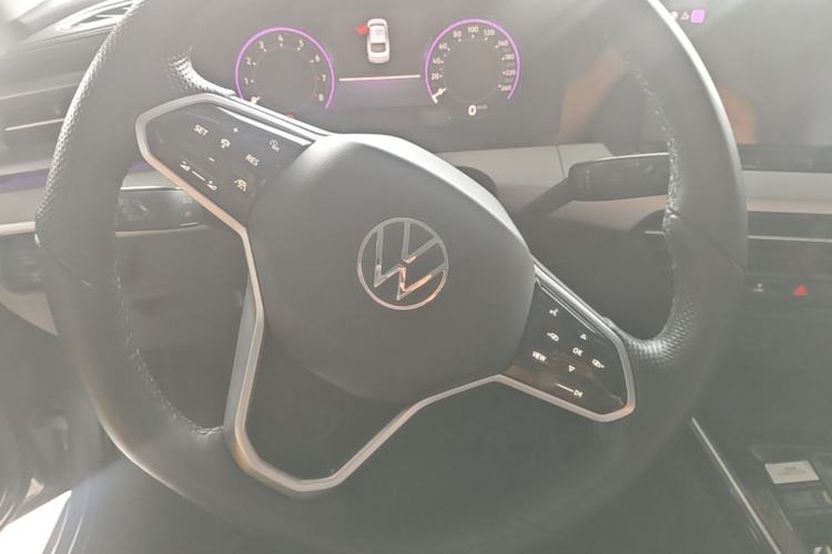 Used Volkswagen Lamando 2022 Lavida L 280TSI DSG Cool & Spicy Edition Steering Wheel