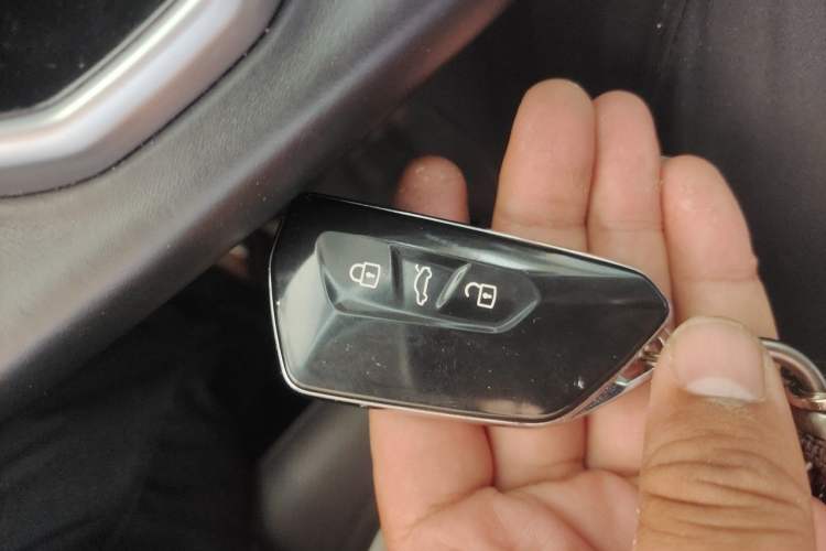 Used Volkswagen Lamando 2022 Lavida L 280TSI DSG Hot Edition Vehicle Key