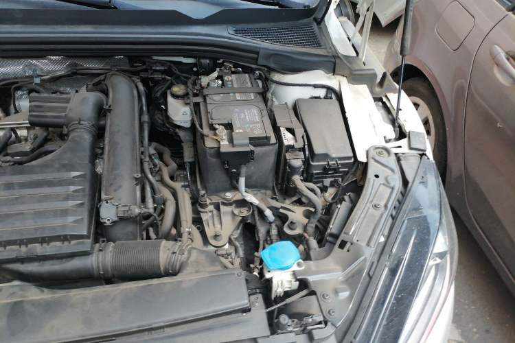 Used Volkswagen Lamando 2022 Lavida L 280TSI DSG Cool & Spicy Edition Engine Bay Left