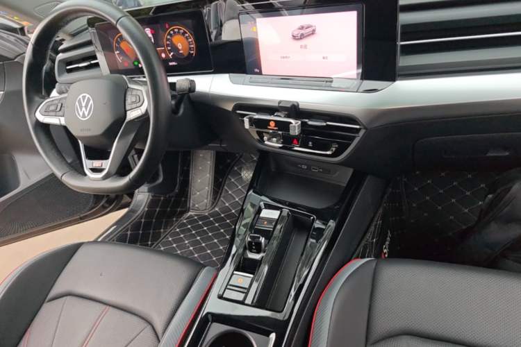 Used Volkswagen Lamando 2022 Lingdu L 280TSI DSG Spicy Edition Audio And AC Panel