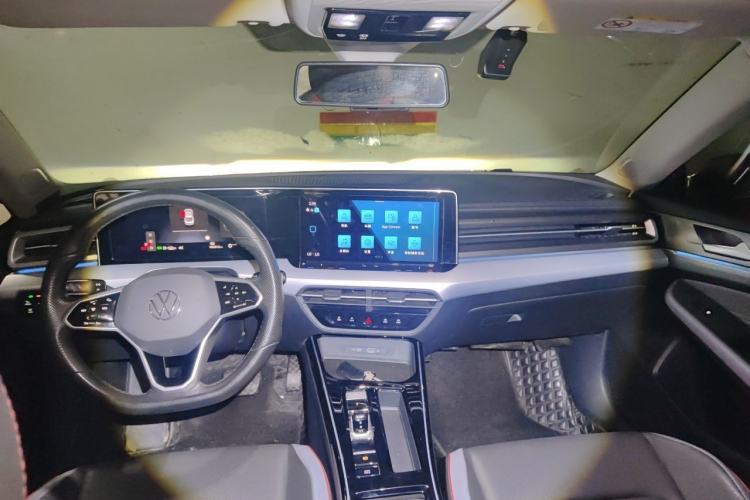 Used Volkswagen Lamando 2022 Lavida L 280TSI DSG Cool & Spicy Edition Center Console
