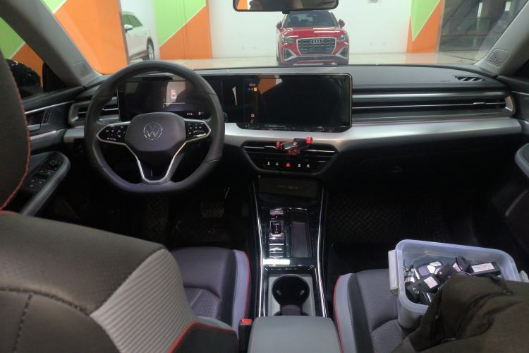 Used Volkswagen Lamando 2022 Lavida L 280TSI DSG Cool & Spicy Edition Center Console