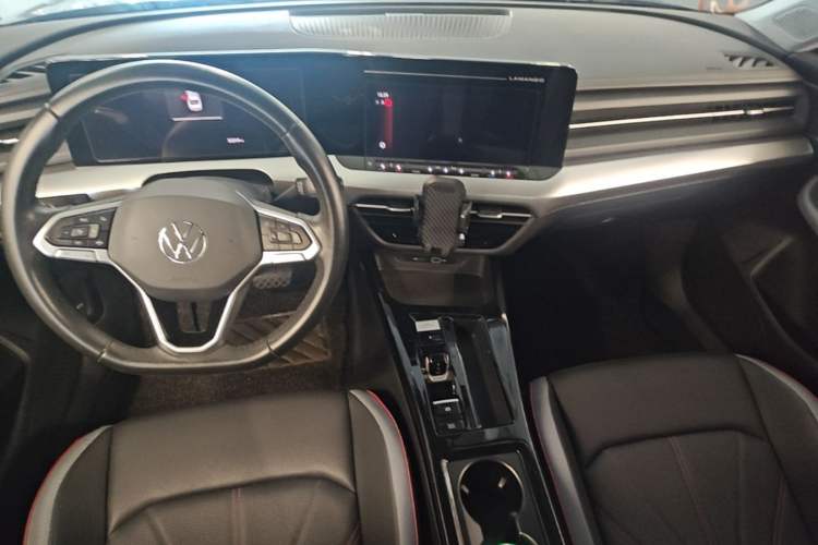 Used Volkswagen Lamando 2022 Lingdu L 280TSI DSG Spicy Edition Center Console