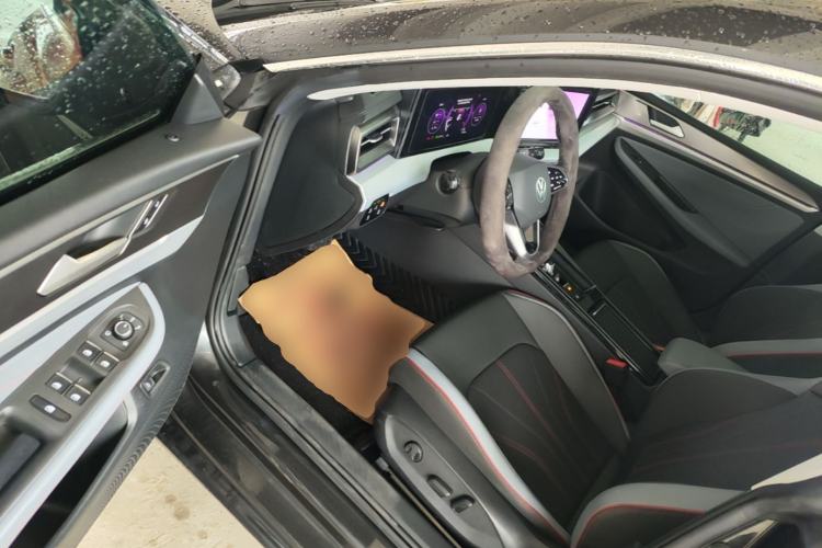 Used Volkswagen Lamando 2022 Lavida L 280TSI DSG Cool & Spicy Edition Driver Seat