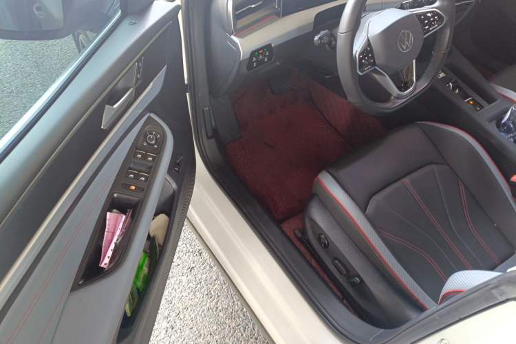 Used Volkswagen Lamando 2022 Lavida L 280TSI DSG Cool & Spicy Edition Driver Seat