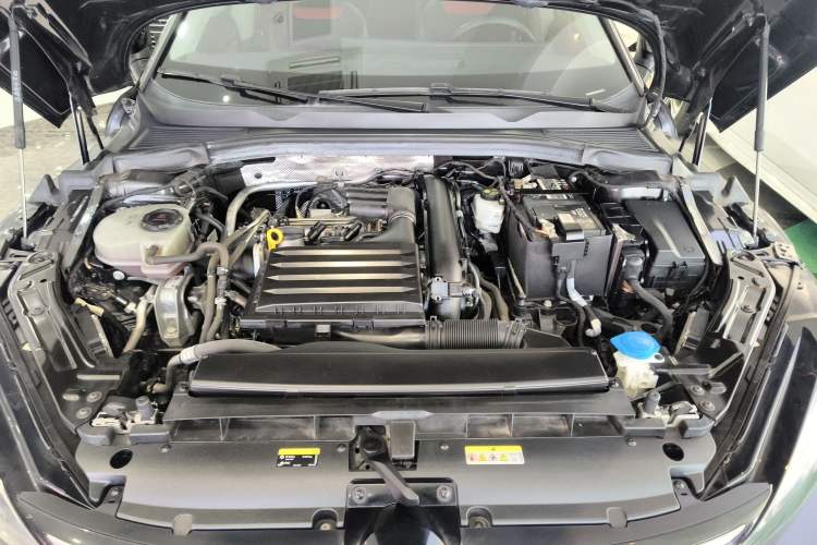 Used Volkswagen Lamando 2022 Lingdu L 280TSI DSG Spicy Edition Engine Bay