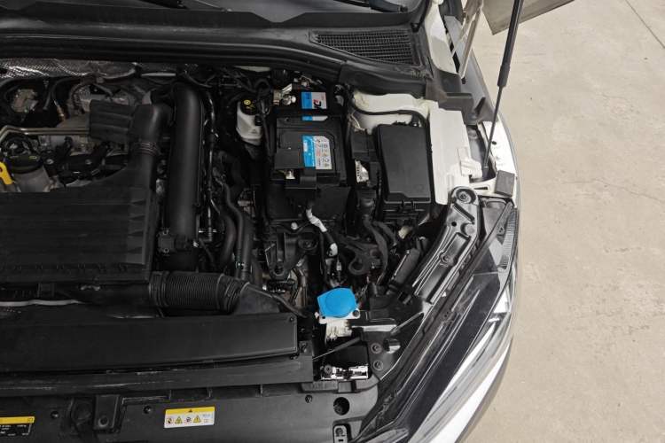 Used Volkswagen Lamando 2022 Lavida L 280TSI DSG Cool & Spicy Edition Engine Bay Left