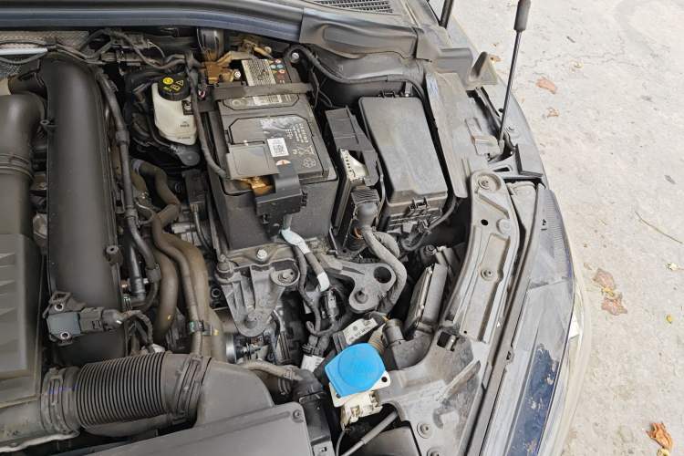 Used Volkswagen Lamando 2022 Lavida L 280TSI DSG Cool & Spicy Edition Engine Bay Left
