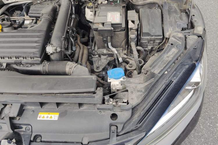 Used Volkswagen Lamando 2022 Lavida L 280TSI DSG Cool & Spicy Edition Engine Bay Left