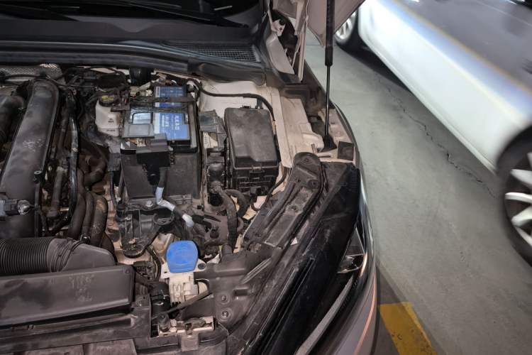 Used Volkswagen Lamando 2022 Lavida L 280TSI DSG Cool & Spicy Edition Engine Bay Left