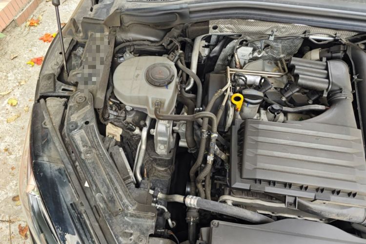 Used Volkswagen Lamando 2022 Lavida L 280TSI DSG Cool & Spicy Edition Engine Bay Right