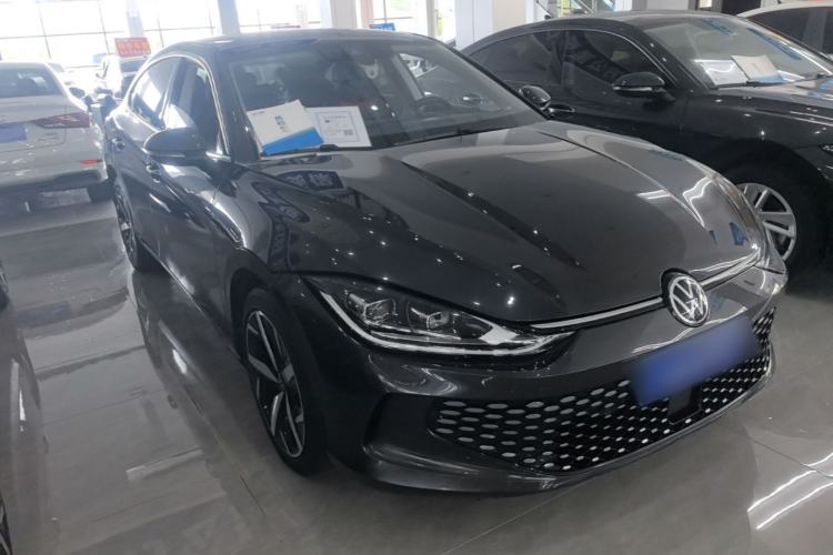 Used Volkswagen Lamando 2022 Lavida L 280TSI DSG Cool & Spicy Edition Front Right 45 Deg