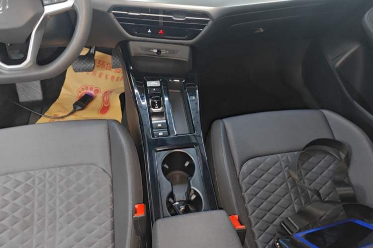 Used Volkswagen Lamando 2022 Lavida L 280TSI DSG Hot Edition Gear Lever
